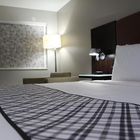 Westbridge Inn & Suites Carrollton Bagian luar foto