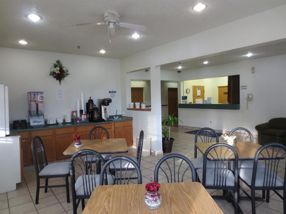 Westbridge Inn & Suites Carrollton Bagian luar foto